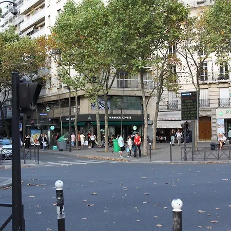 Cosy Parisien -rue St Charles - Near Beaugrenelle -tour Eiffel-ecole Cordon Bleu 75015 Bel Emplacement !! *