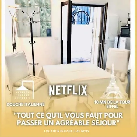 Cosy Parisien -rue St Charles - Near Beaugrenelle -tour Eiffel-ecole Cordon Bleu 75015 Bel Emplacement !! Appartement Parijs