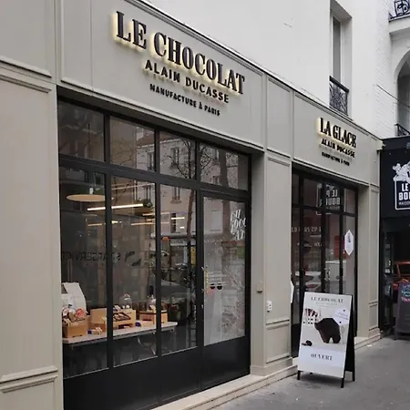 Cosy Parisien -rue St Charles - Near Beaugrenelle -tour Eiffel-ecole Cordon Bleu 75015 Bel Emplacement !! Appartement