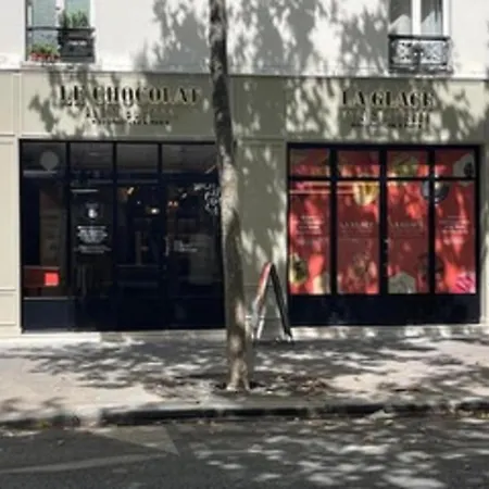 Prive Parisien La Casita Avec Cuisine Equipe -st Charles - Near Beaugrenelle -tour Eiffel 75015 Bel Emplacement !! Apartman *
