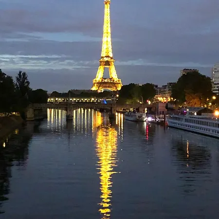 Prive Parisien La Casita Avec Cuisine Equipe -st Charles - Near Beaugrenelle -tour Eiffel 75015 Bel Emplacement !! Apartman Párizs
